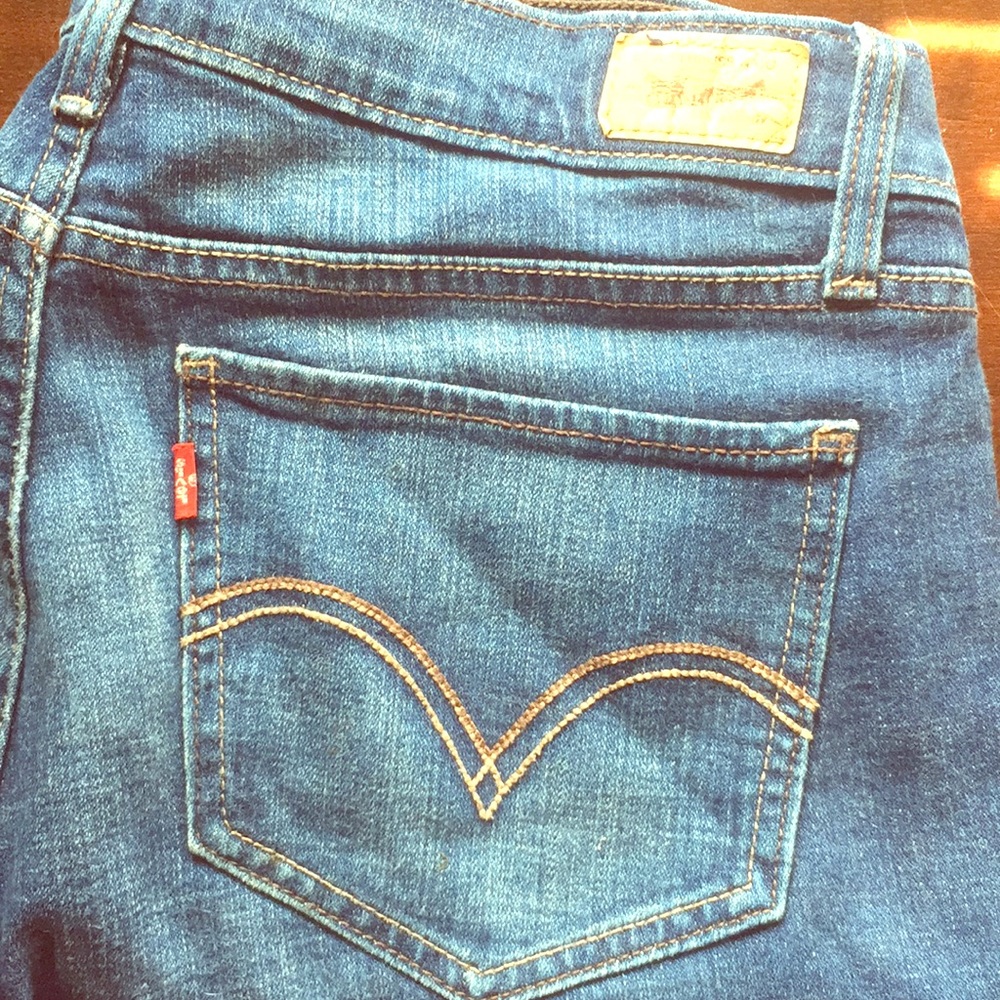Levi jeans